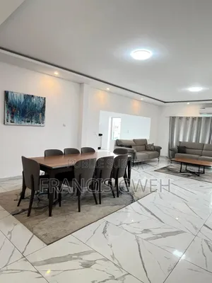 Furnished 3chbre Appartement dans Francis Gweh, Cocody à Louer