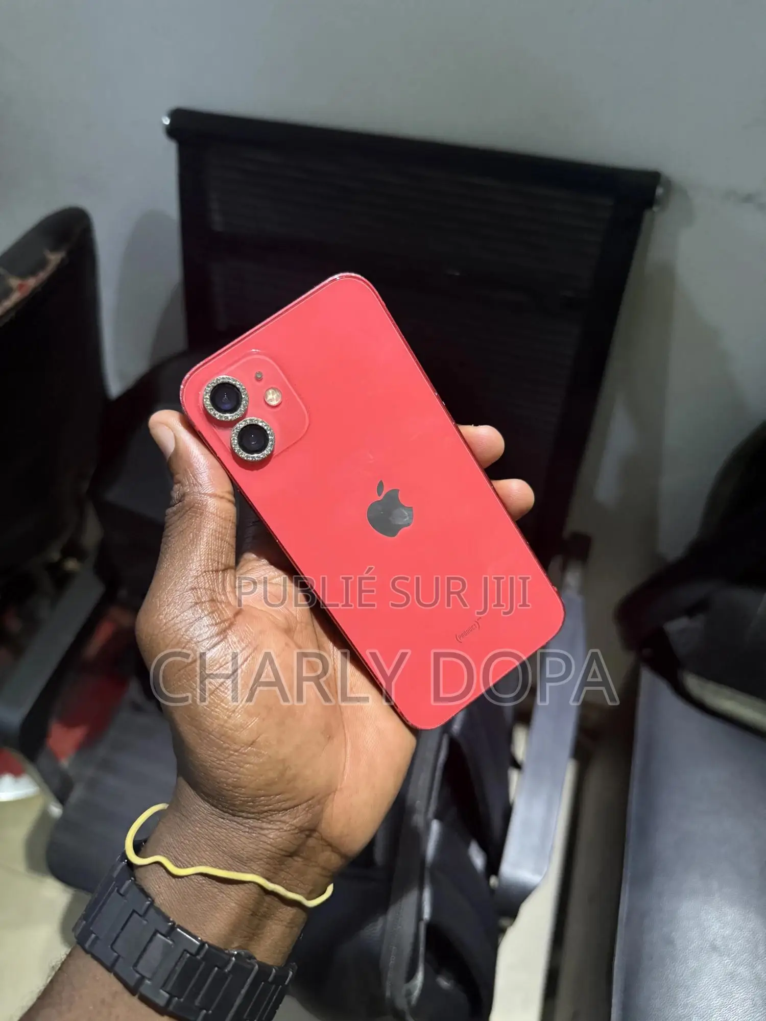 Apple iPhone 12 64 GB Rouge