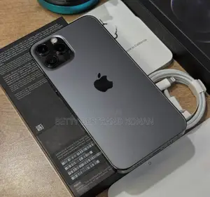 Neuf Apple iPhone 12 Pro 128 GB Gris