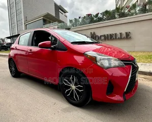 Toyota Yaris 2017 Rouge