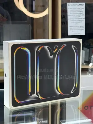 Nouveau Apple iPad Pro 13 (2024) 256 GB Autre