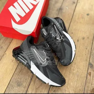 Paires Nike