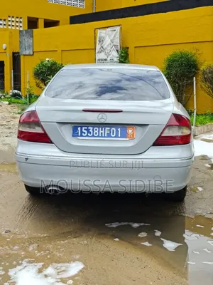 Mercedes-Benz CLK 320 Cabriolet 2004 Noir