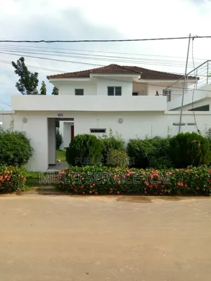 Furnished 4chbre Duplex dans Ismaël Coulibaly, Cocody à Louer