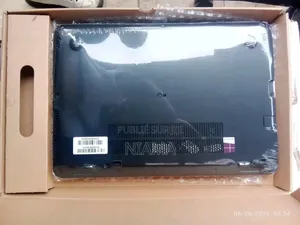 Neuf HP EliteBook 840 G3 16GB Intel Core I5 SSD 512GB