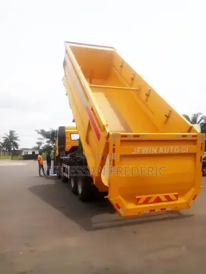 À Vendre Camion Poids Lourds Neuf Benne, Plateau, Citerne