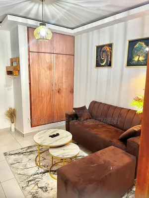 Meublé Studio dans Mtlocation, Cocody à Louer