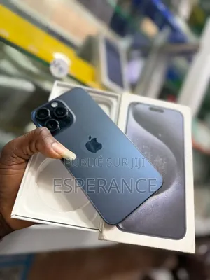 Apple iPhone 15 Pro Max 256 GB Doré