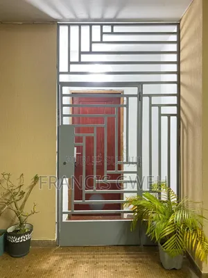 Furnished 2chbre Appartement dans Francis Gweh, Cocody à Louer