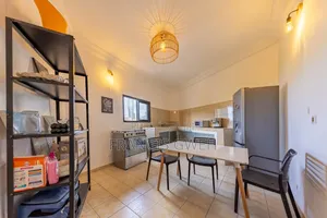 Furnished 2chbre Appartement dans Cocody Danga à Louer