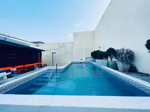 Furnished 4chbre Villa dans Francis Gweh, Cocody à Louer
