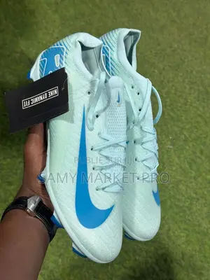 Paire De Marque