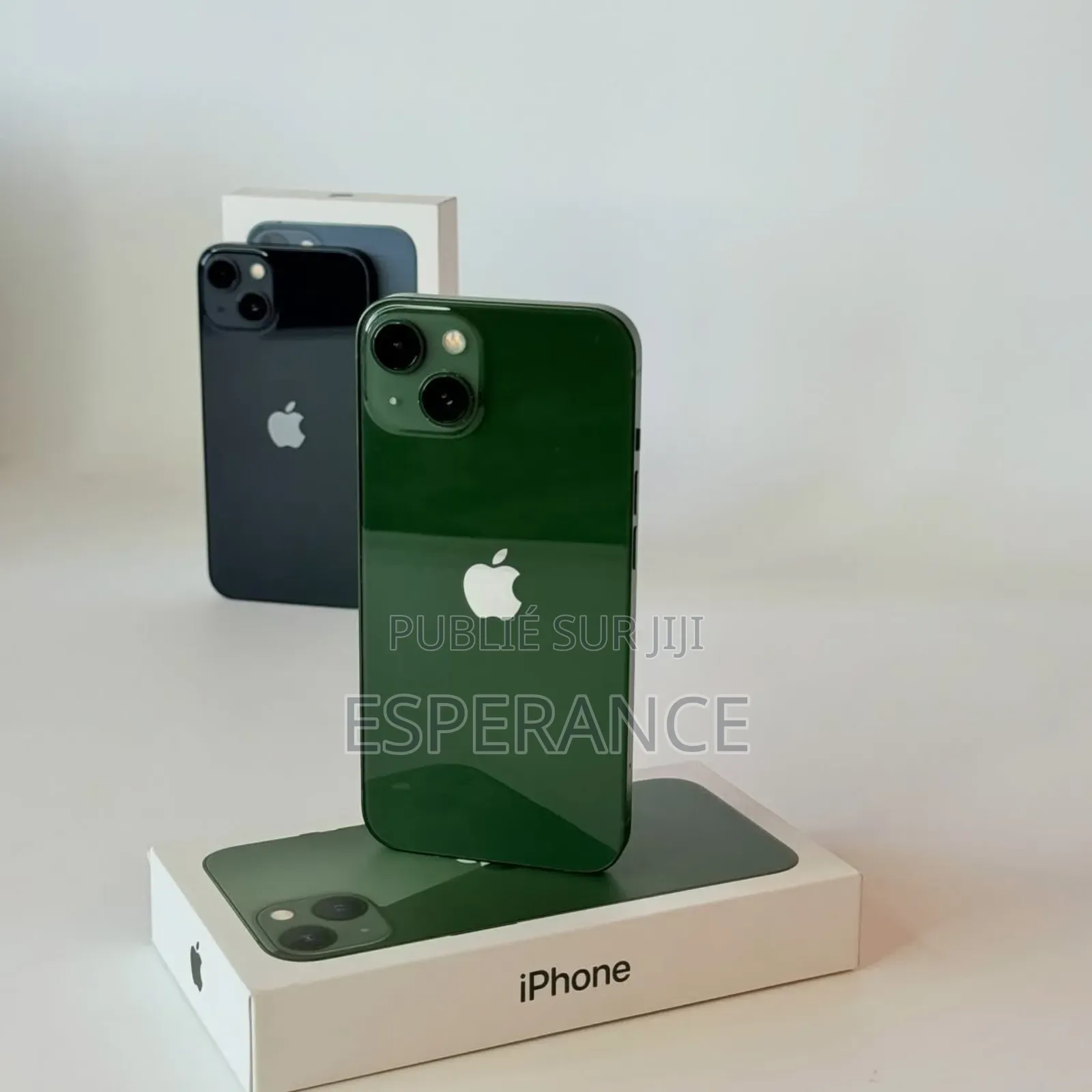 Neuf Apple iPhone 13 128 GB Vert