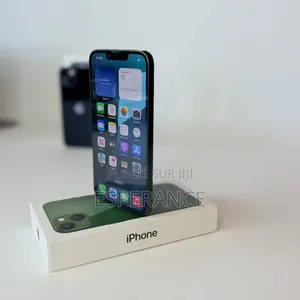 Neuf Apple iPhone 13 128 GB Vert