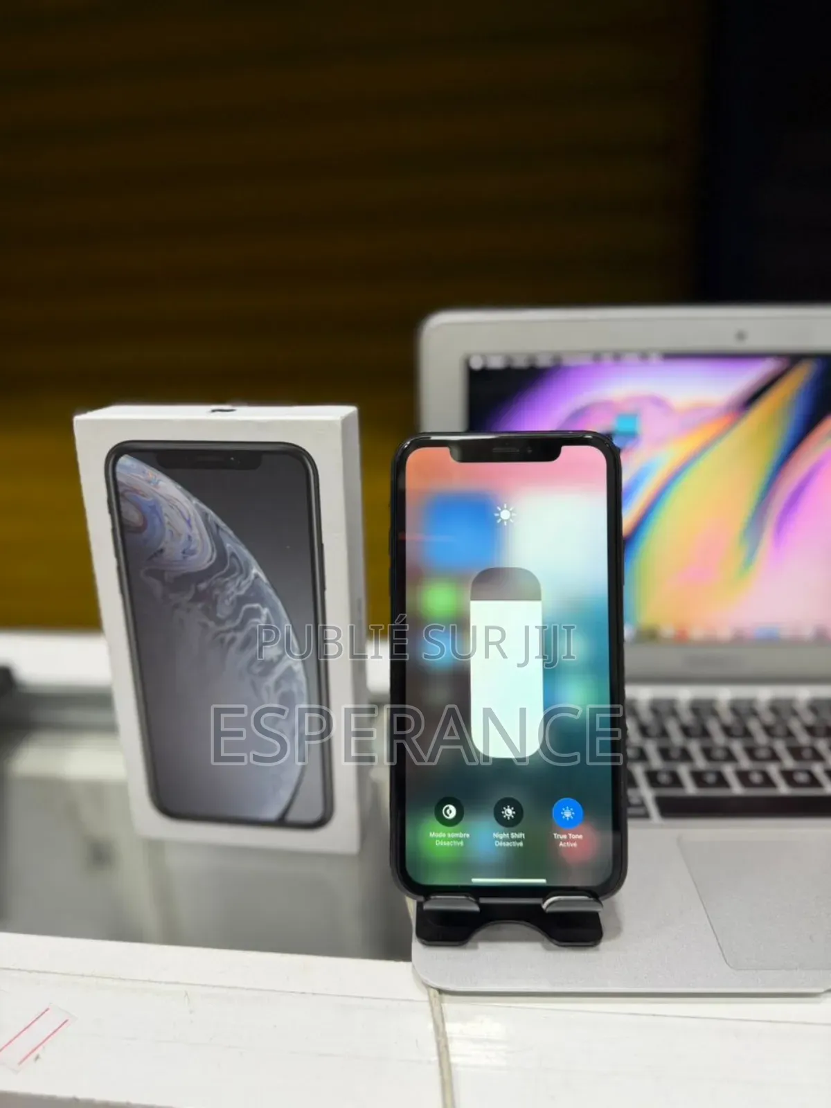 Apple iPhone XR 64 GB Noir