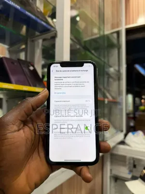 Apple iPhone XR 64 GB Noir