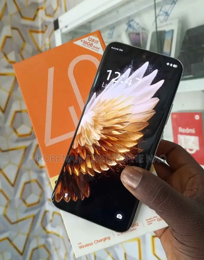Nouveau Tecno Spark 40 Pro+ 128 GB Blanc