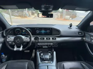 Neuf Mercedes-Benz GLE53 2022 Noir
