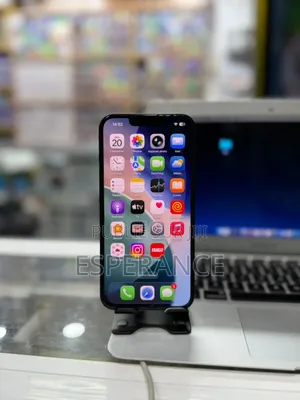 Apple iPhone 13 128 GB Noir