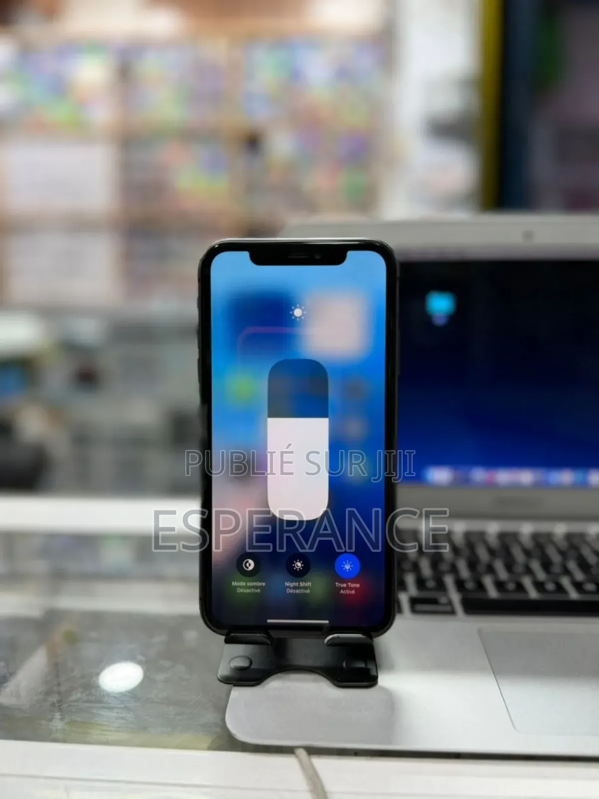 Apple iPhone 11 64 GB Noir
