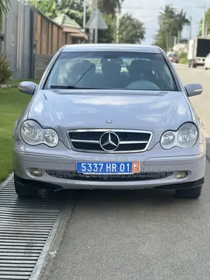 Mercedes-Benz C180 2002 Gris