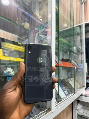 Apple iPhone XR 64 GB Noir