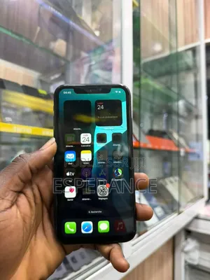 Apple iPhone XR 64 GB Noir
