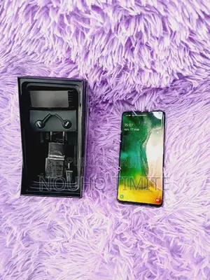 Nouveau Samsung Galaxy S10 128 GB Noir