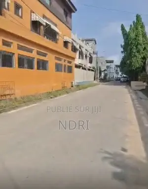 Vente De Terrain 425m2 À La Riviera 4
