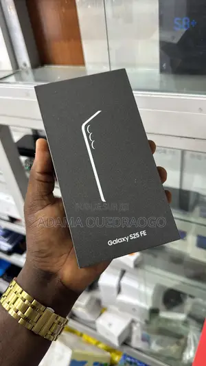 Neuf Samsung Galaxy S25 FE 128 GB Noir