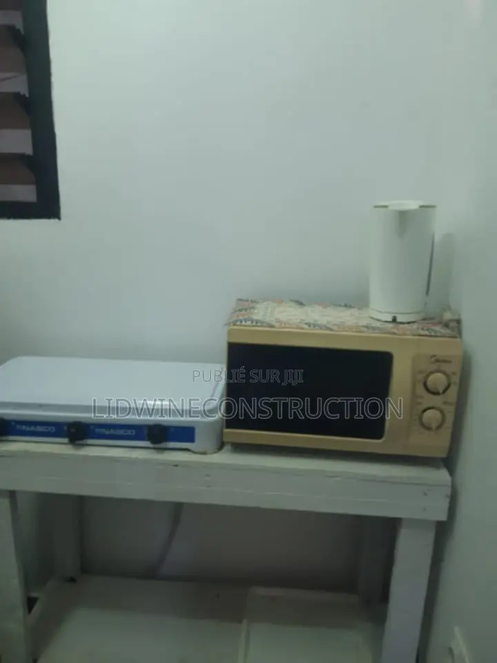 Meublé 1chbre Appartement dans Marcory à Louer
