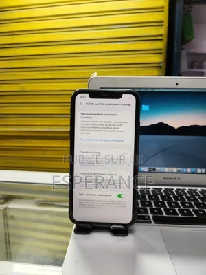 Apple iPhone 11 64 GB Noir