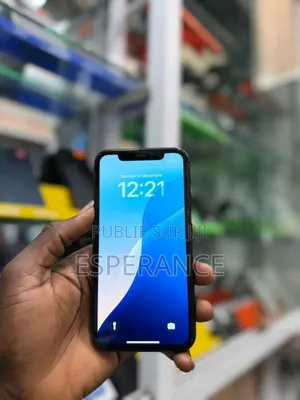 Apple iPhone XR 64 GB Noir