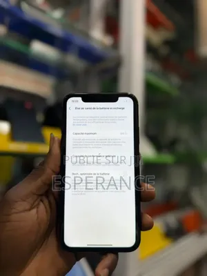 Apple iPhone XR 64 GB Noir