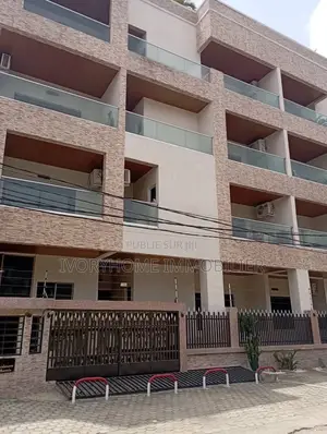 1chbre Appartement dans Cocody à Louer