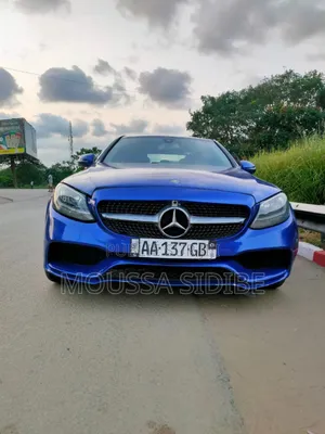 Mercedes-Benz C300 2017 Bleu