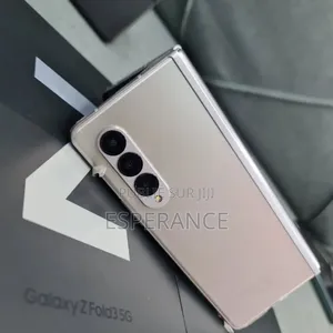 Neuf Samsung Galaxy Z Fold 3 256 GB Noir