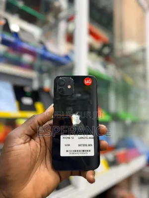 Apple iPhone 12 64 GB Noir