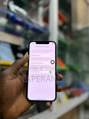 Apple iPhone 12 64 GB Noir