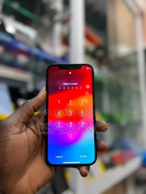 Apple iPhone 12 64 GB Noir