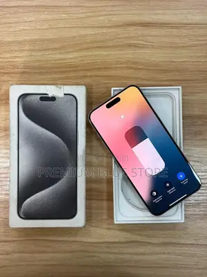 Neuf Apple iPhone 15 Pro Max 256 GB