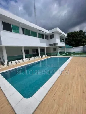 Furnished 8chbre Duplex dans Ismaël Coulibaly, Cocody à Louer