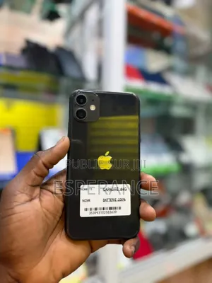 Apple iPhone 11 64 GB Noir