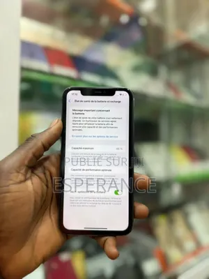 Apple iPhone 11 64 GB Noir
