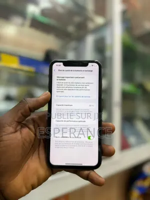 Apple iPhone 11 64 GB Noir