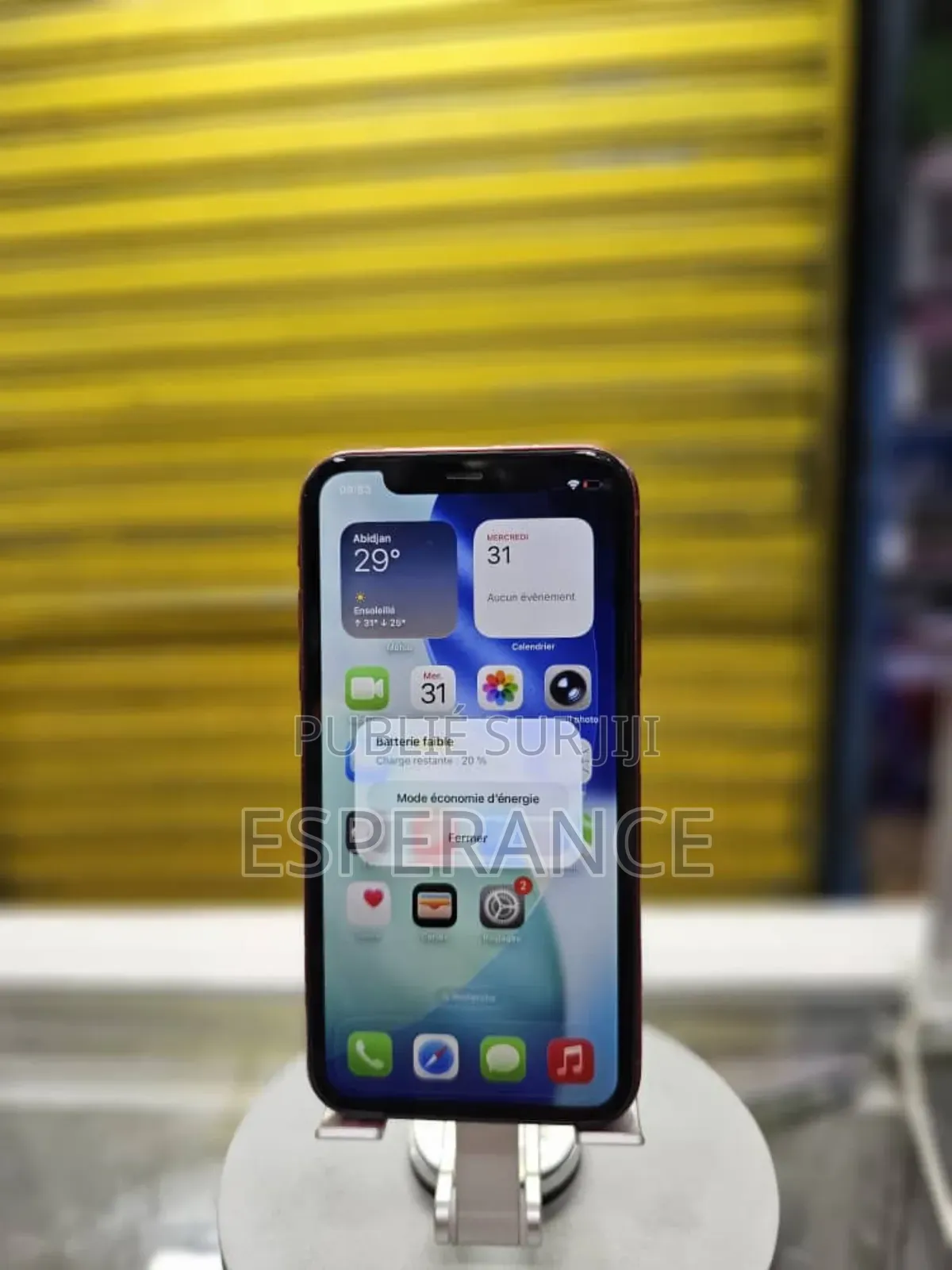 Apple iPhone 11 64 GB Rouge