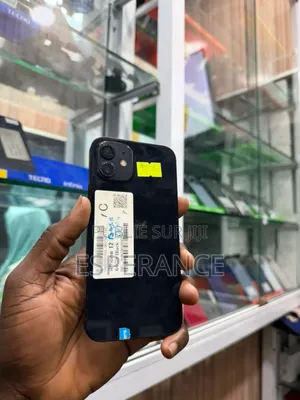 Apple iPhone 12 64 GB Noir