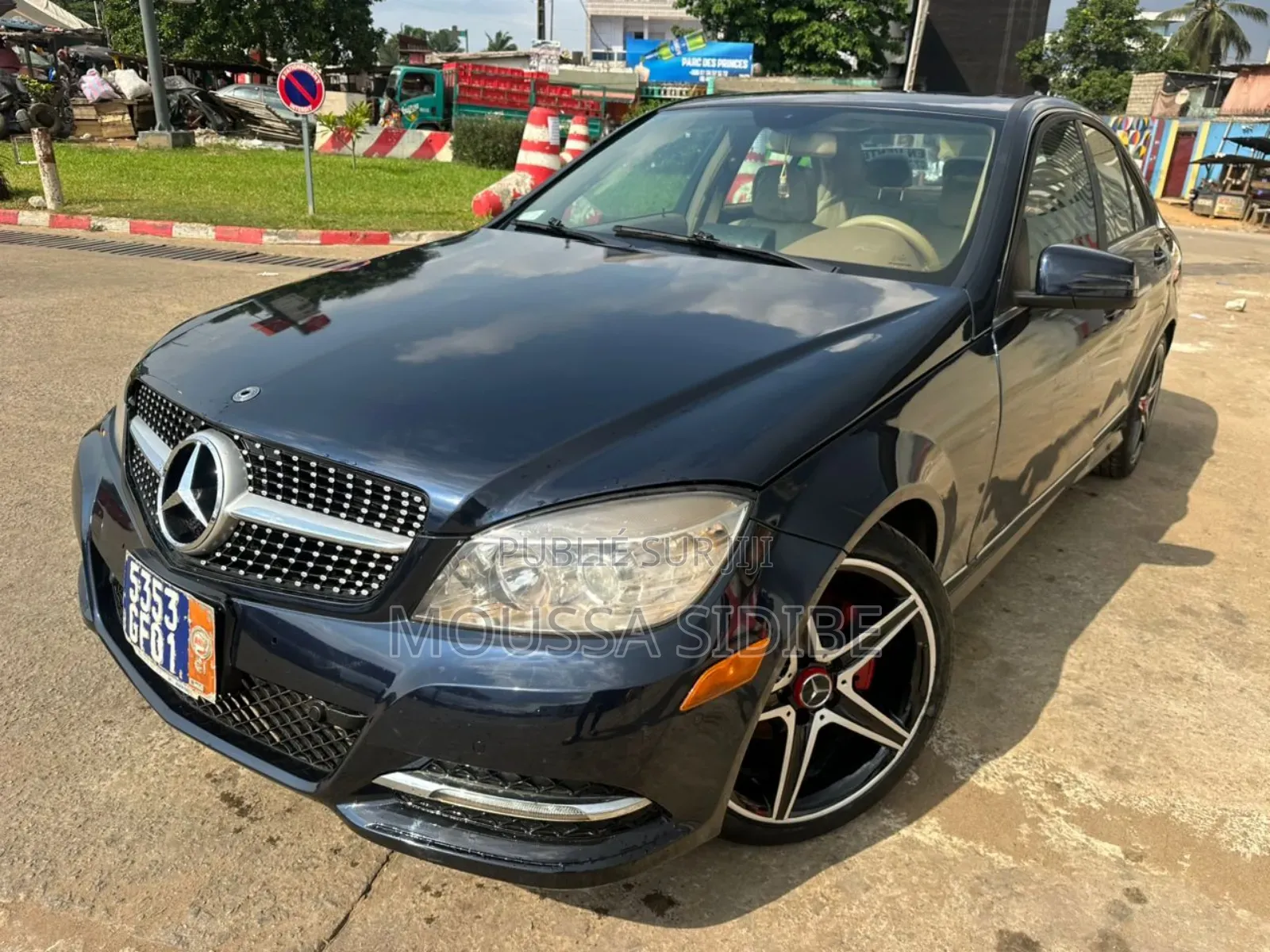 Mercedes-Benz C300 Luxury Sedan AWD (3.0L 6cyl 7A) 2009 Noir