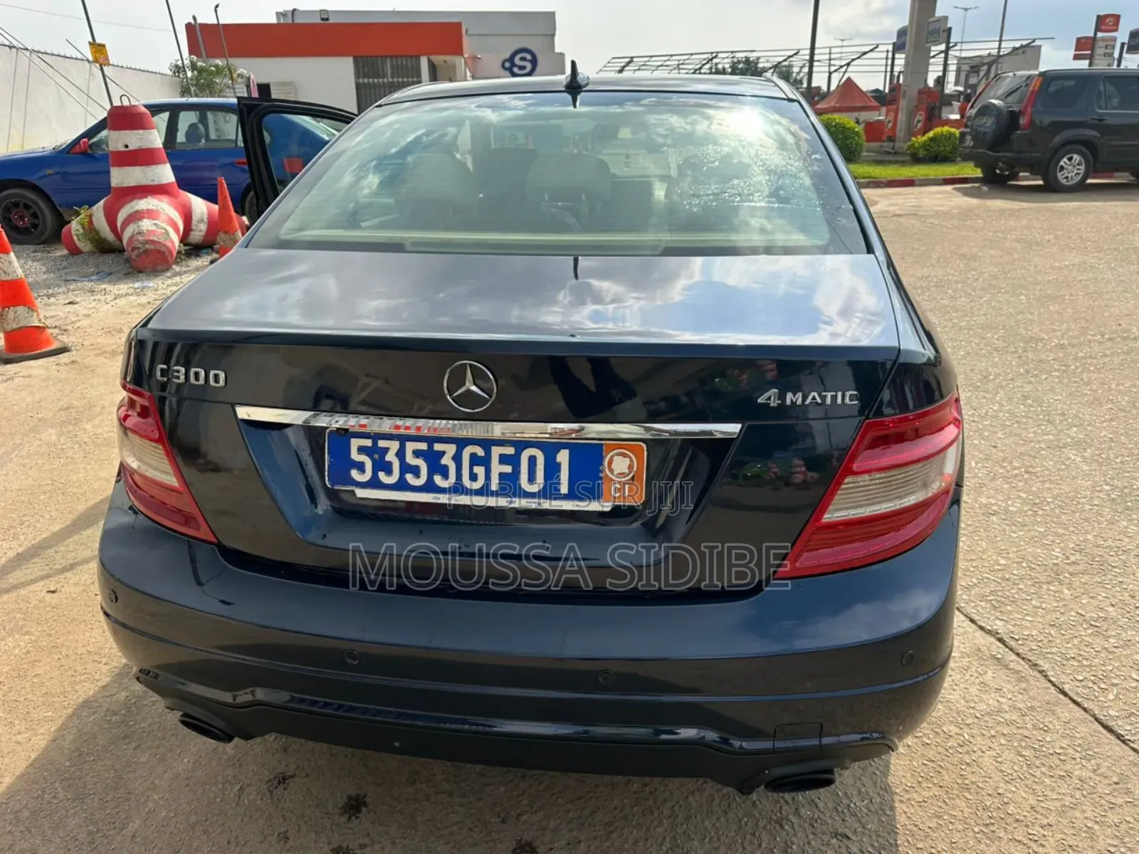 Mercedes-Benz C300 Luxury Sedan AWD (3.0L 6cyl 7A) 2009 Noir