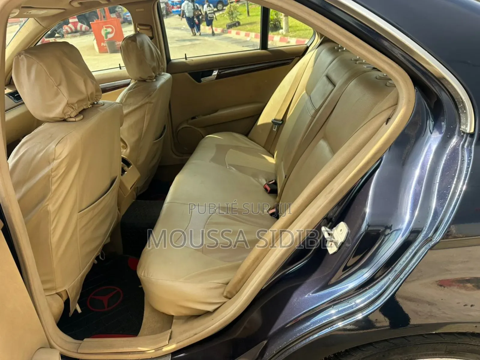 Mercedes-Benz C300 Luxury Sedan AWD (3.0L 6cyl 7A) 2009 Noir